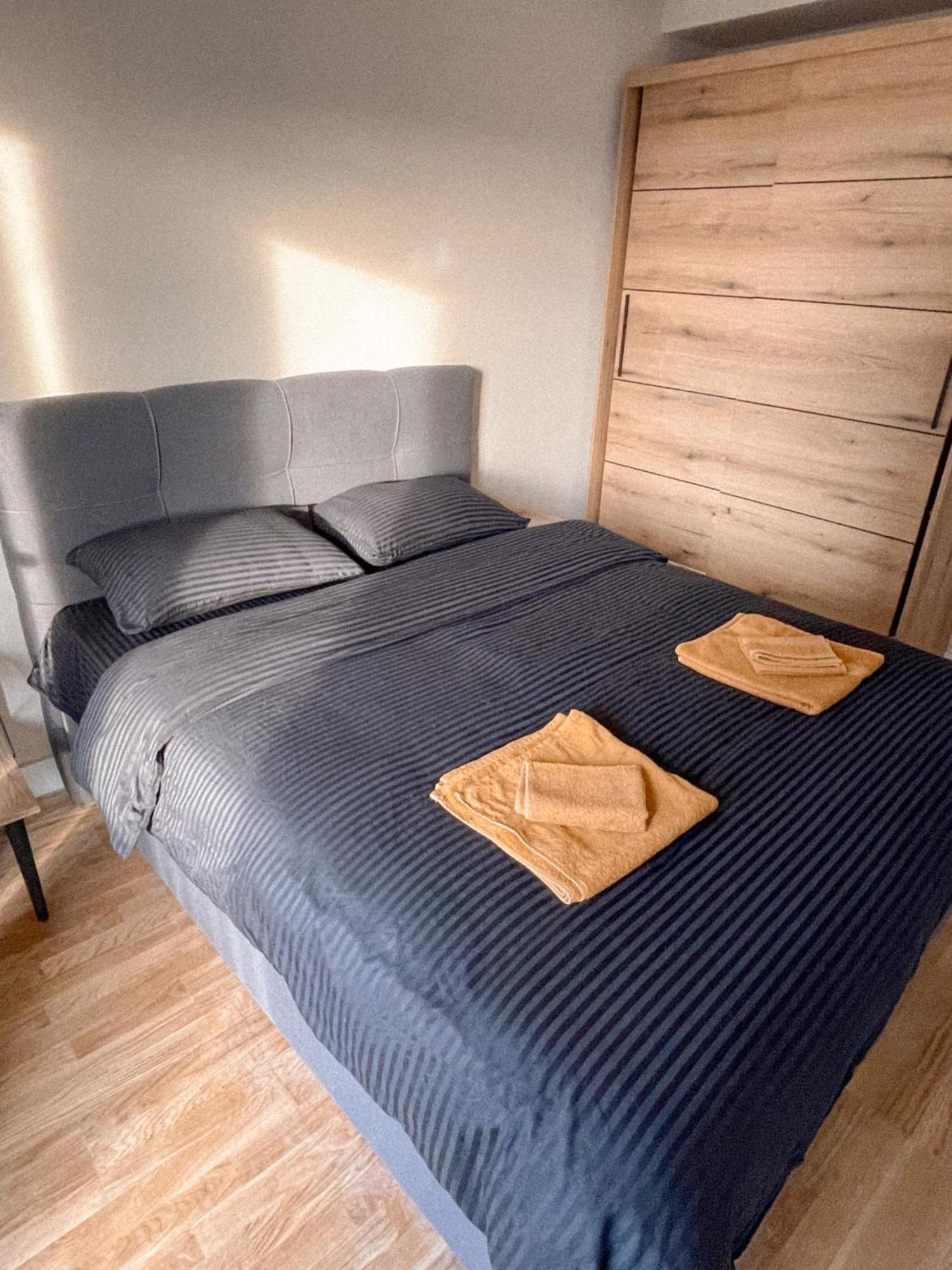 180° View Apartment In Diamond Building Skopje Luaran gambar