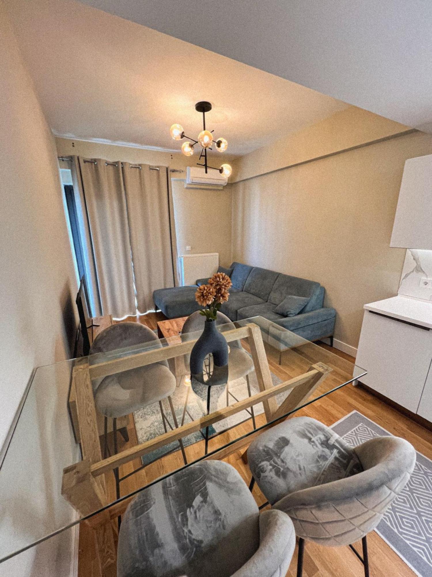 180° View Apartment In Diamond Building Skopje Luaran gambar