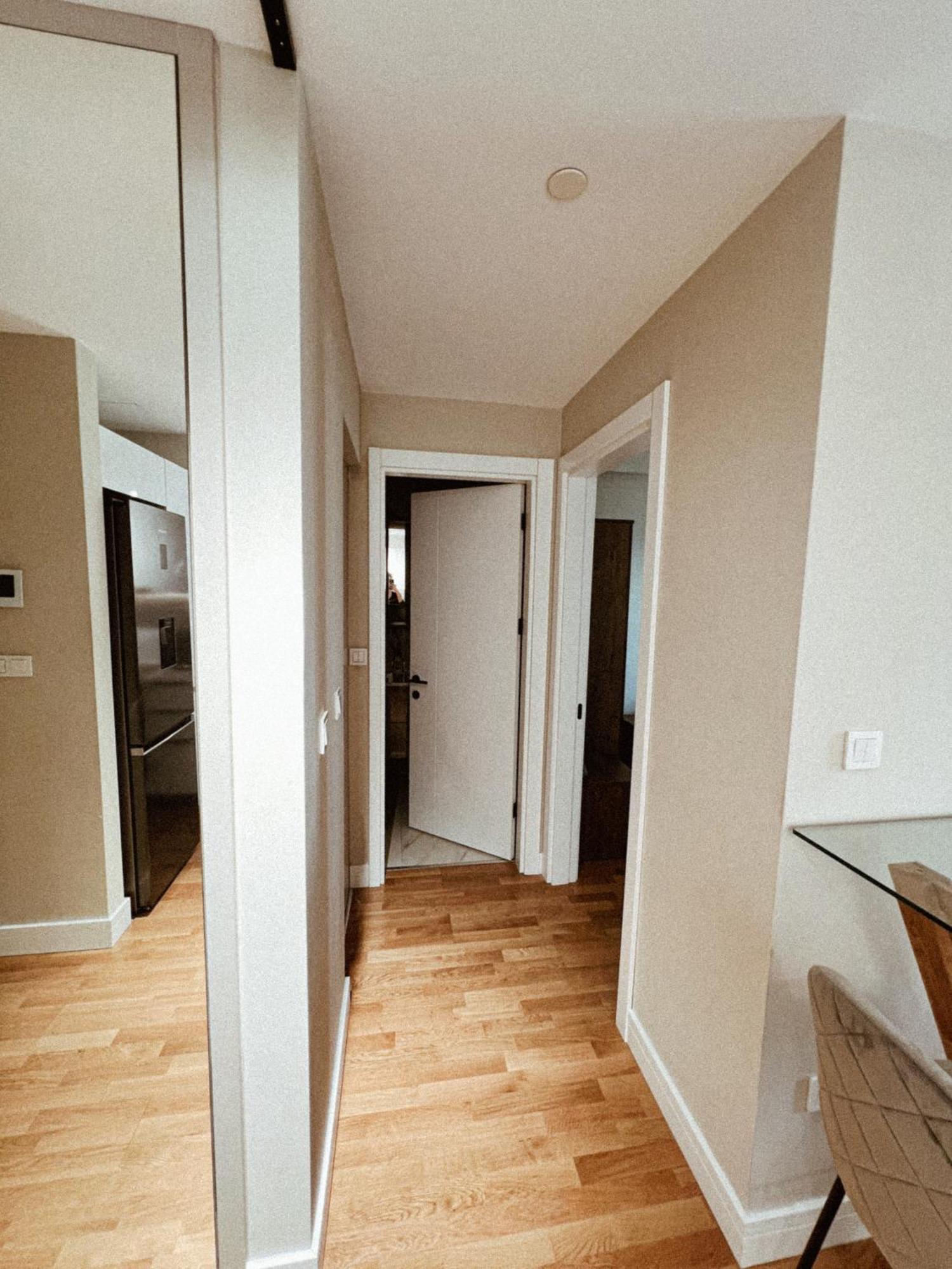 180° View Apartment In Diamond Building Skopje Luaran gambar
