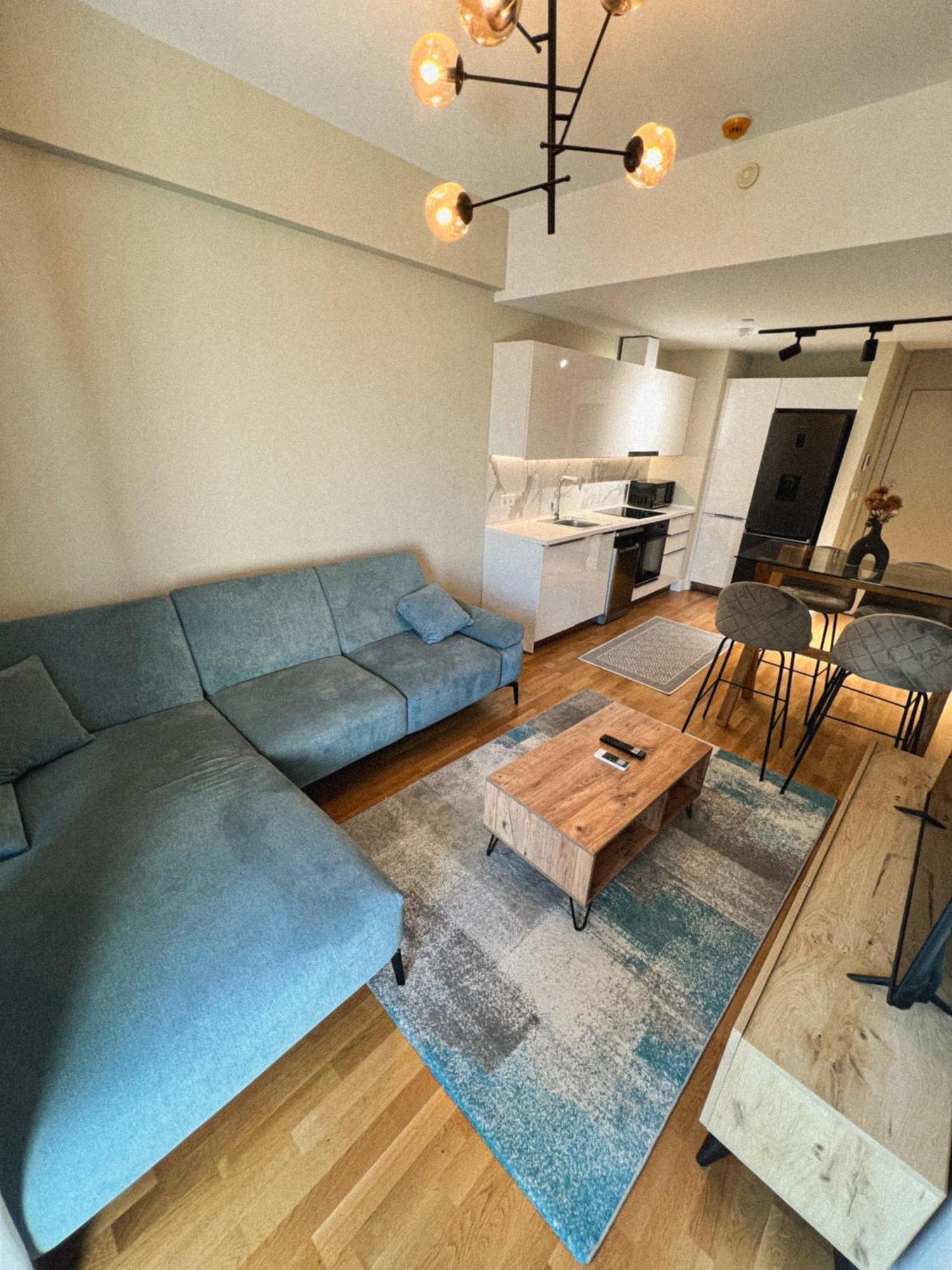 180° View Apartment In Diamond Building Skopje Luaran gambar