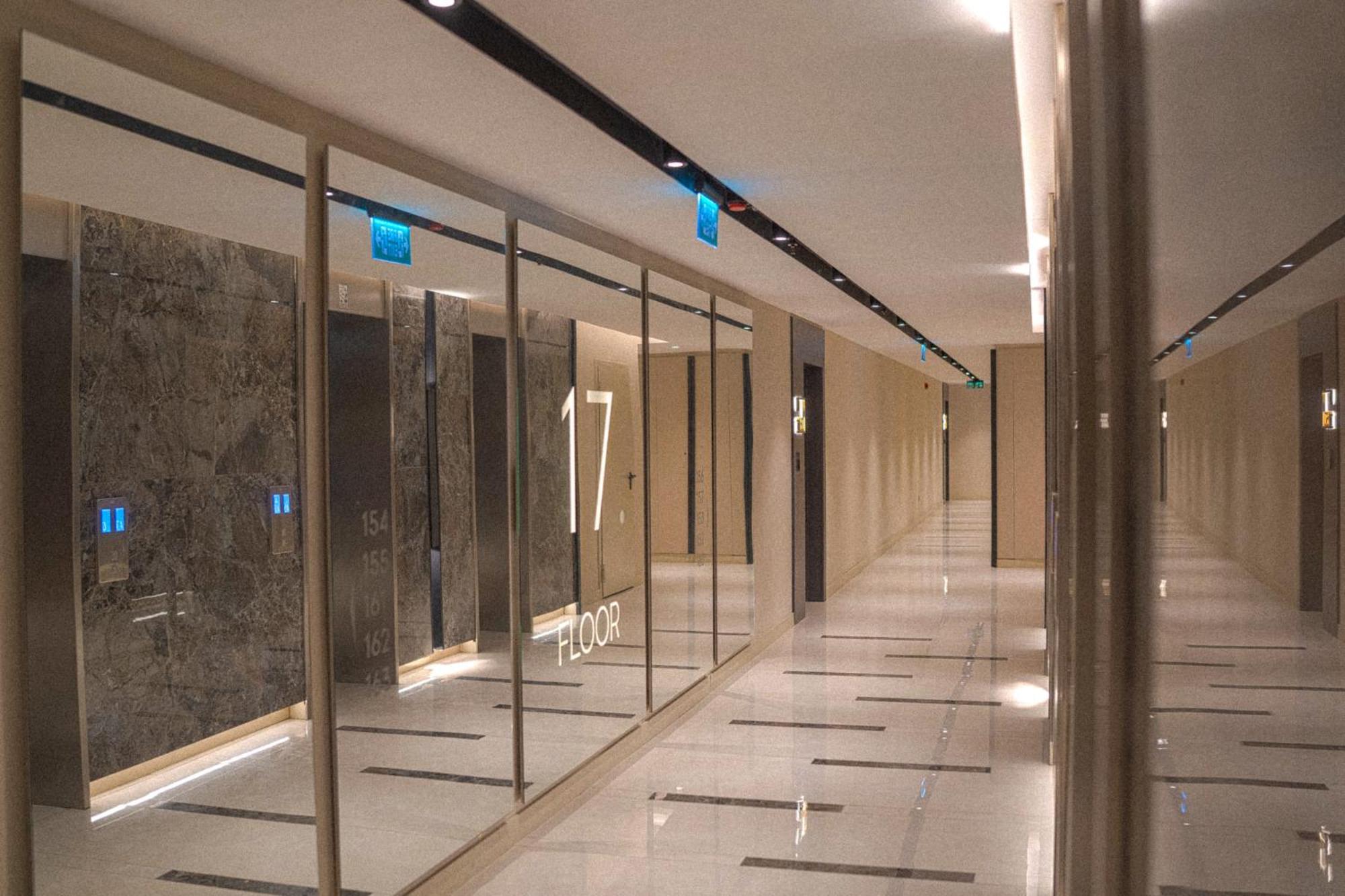 180° View Apartment In Diamond Building Skopje Luaran gambar