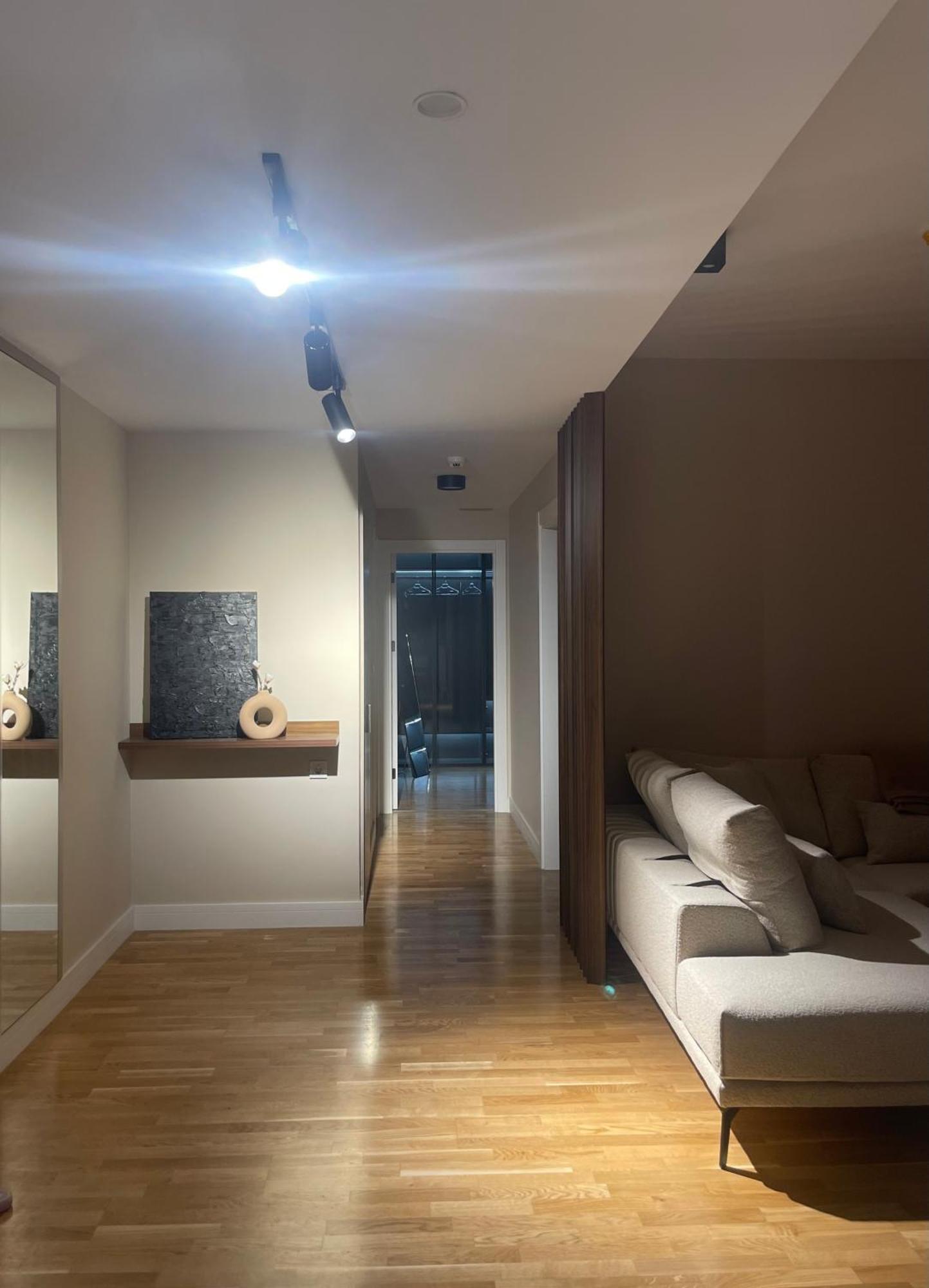 180° View Apartment In Diamond Building Skopje Luaran gambar